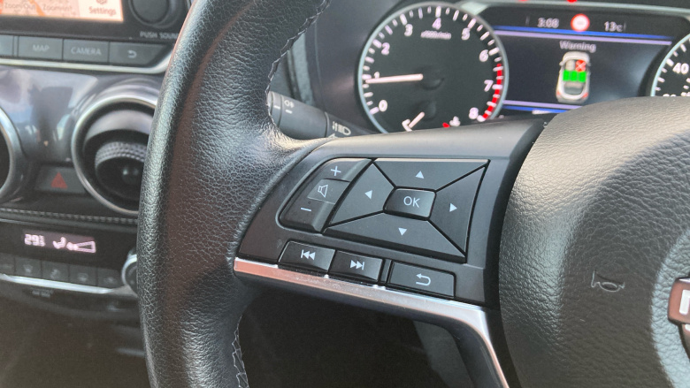 Nissan Juke 1.0 DiG-T 114 N-Connecta 5dr Petrol Hatchback